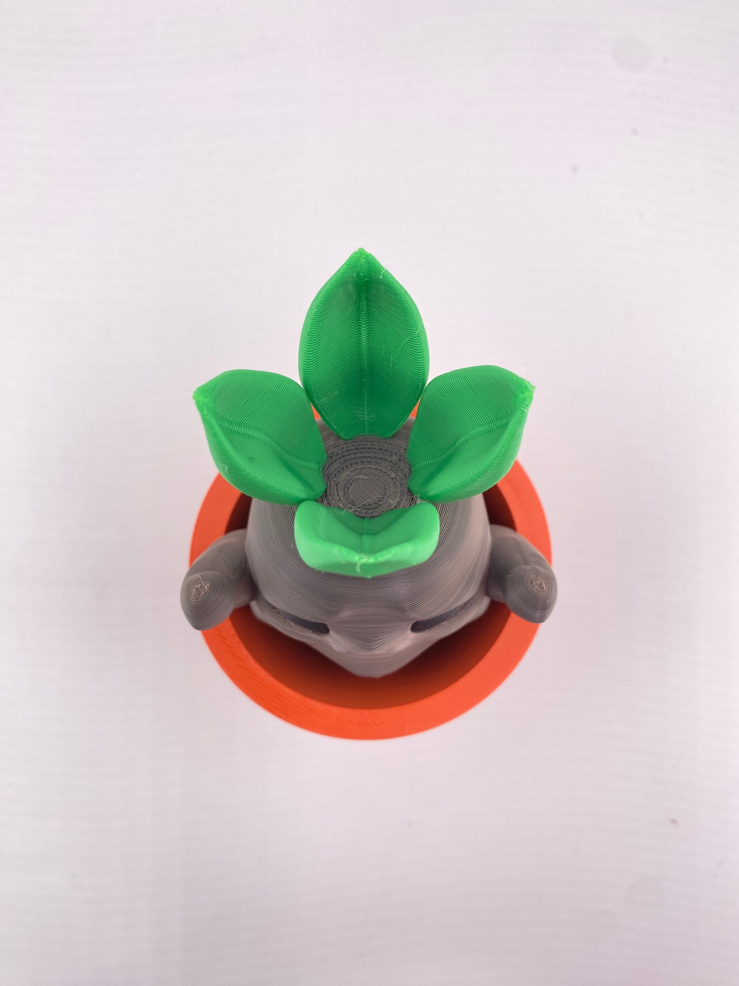 HP Screaming Root Figurine With Pot