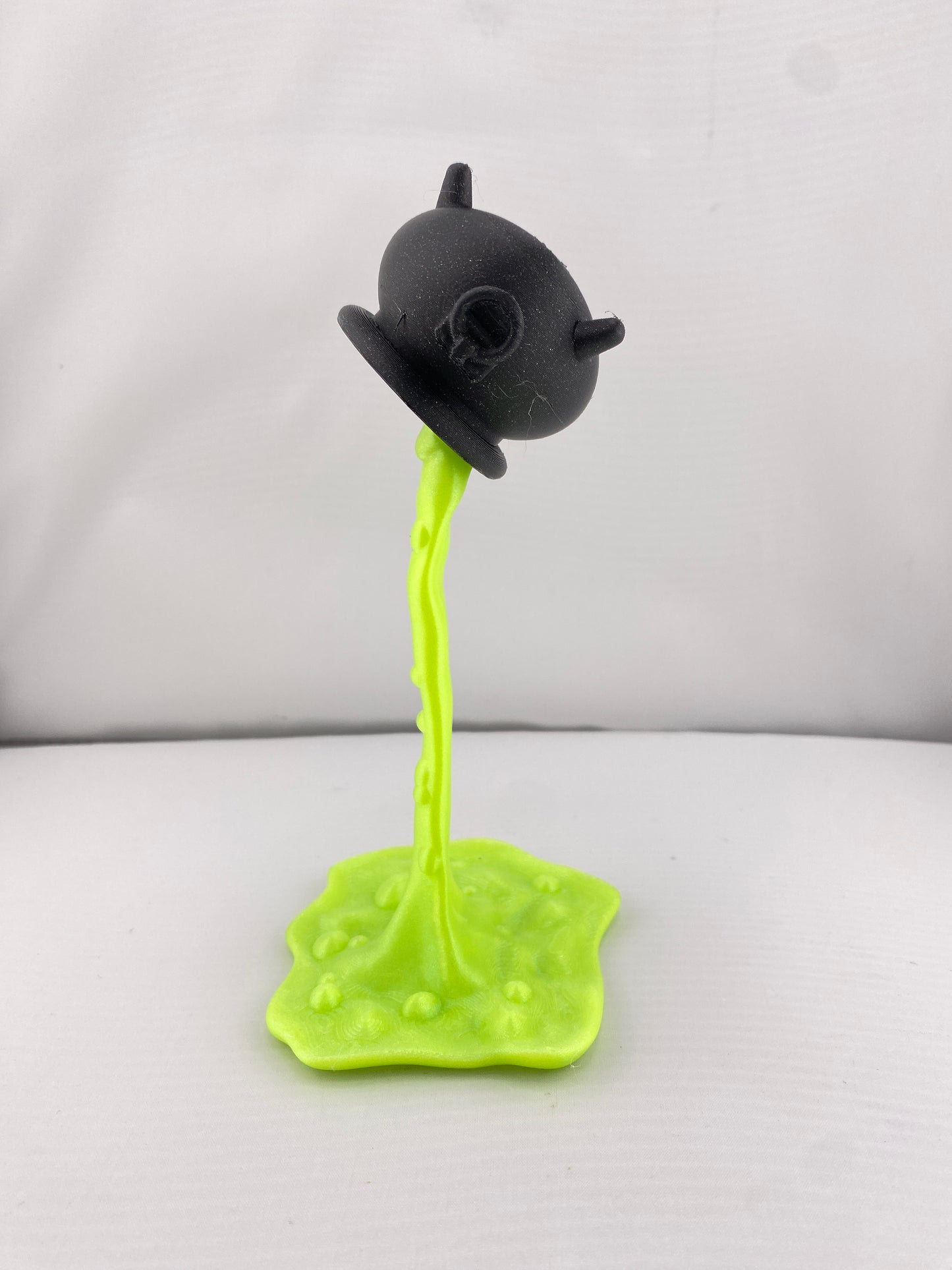 Halloween Spilled Cauldron Decor