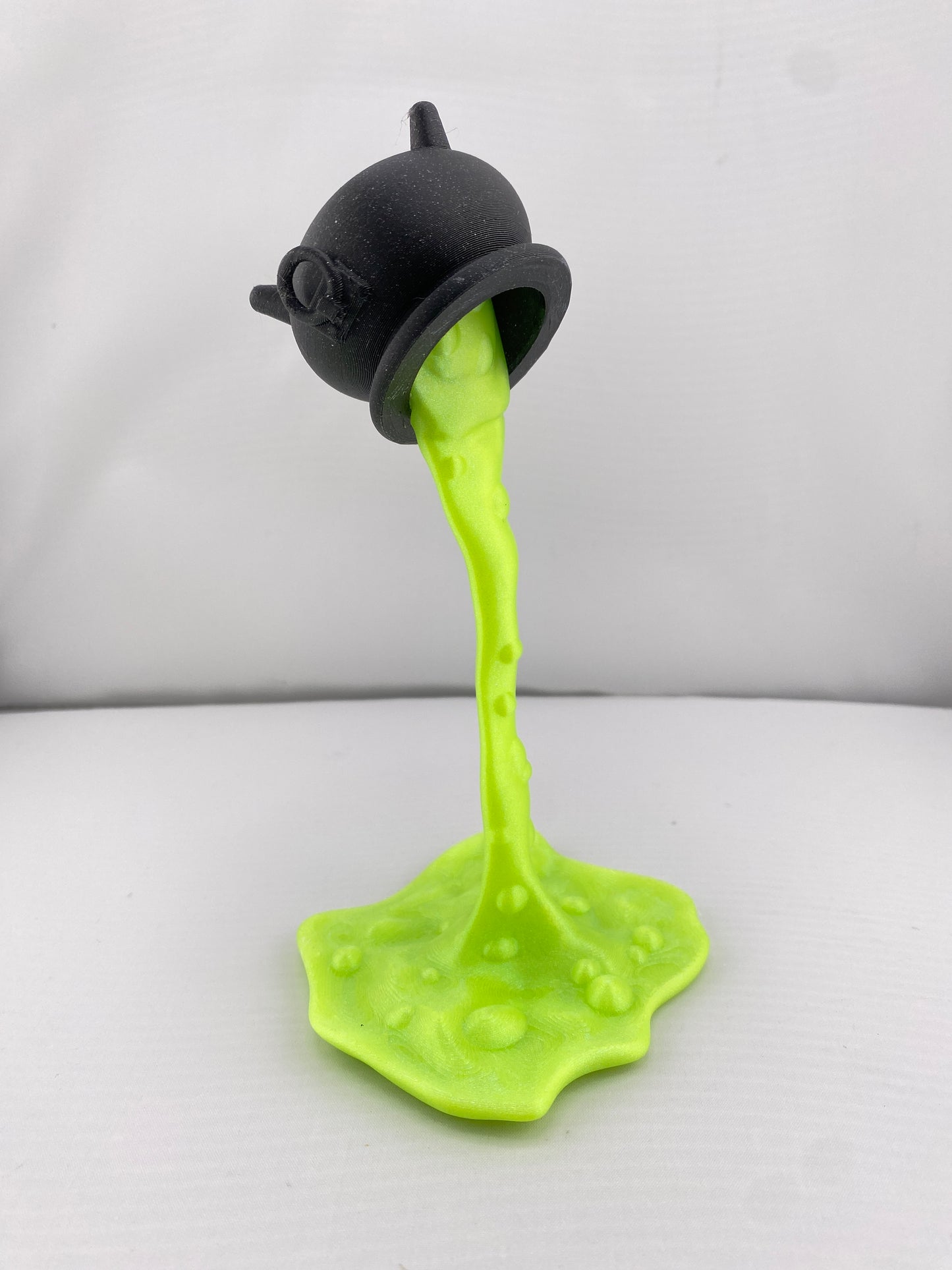 Halloween Spilled Cauldron Decor