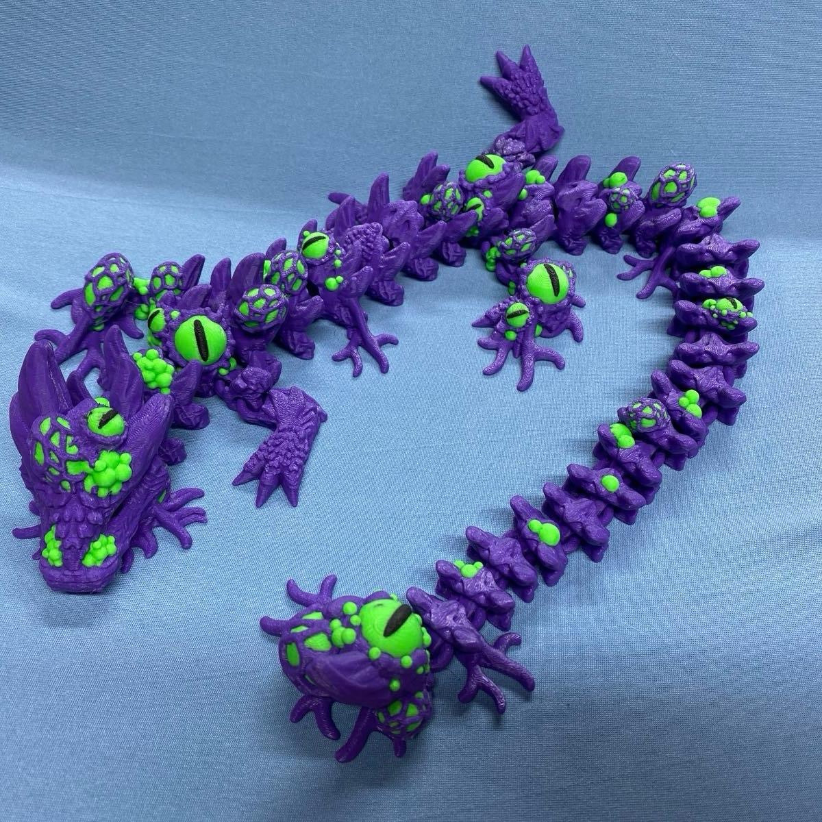 Mutant Dragon Figurine Halloween Decoration Spooky Eye Large 3D