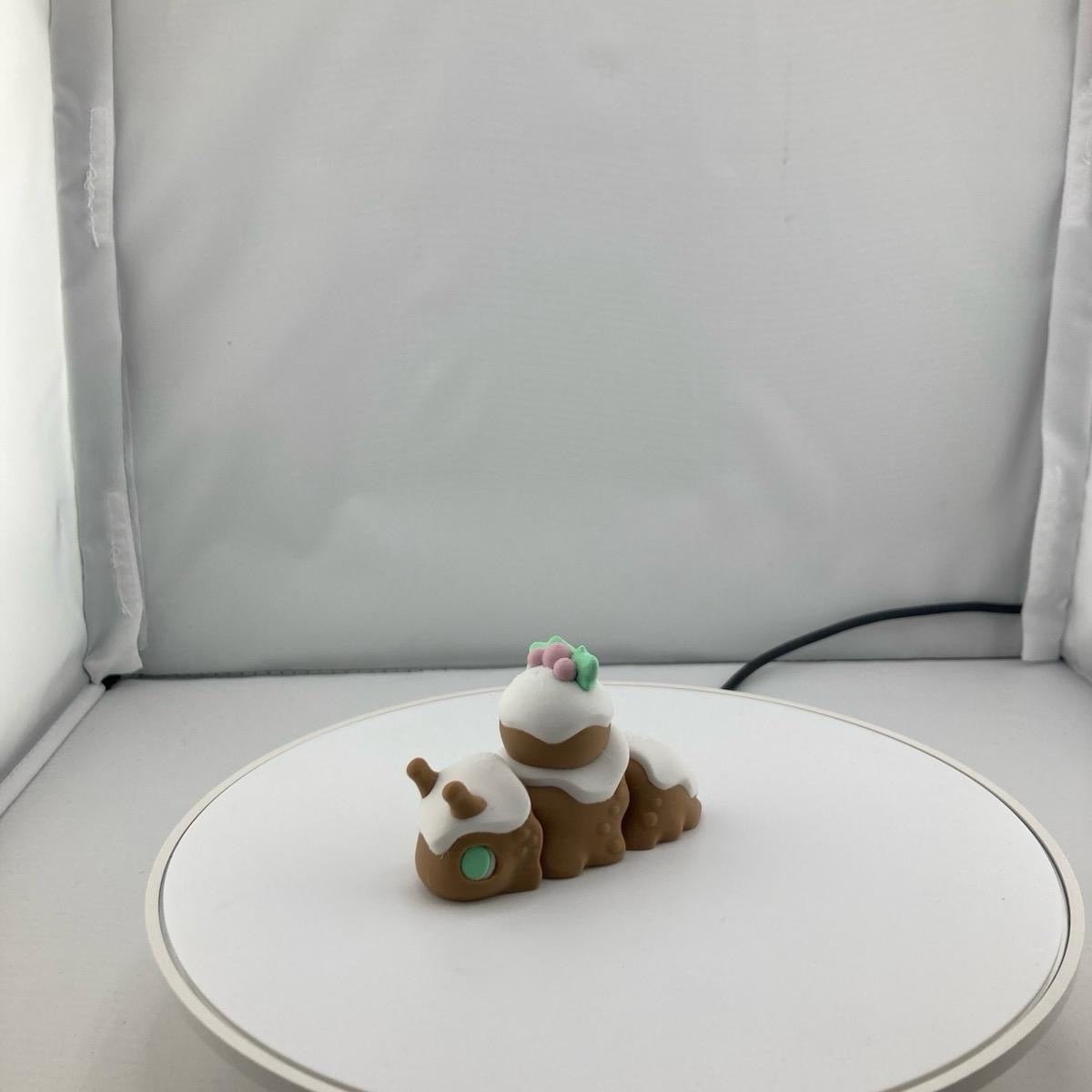 Holiday Snail Figurine Decoration
