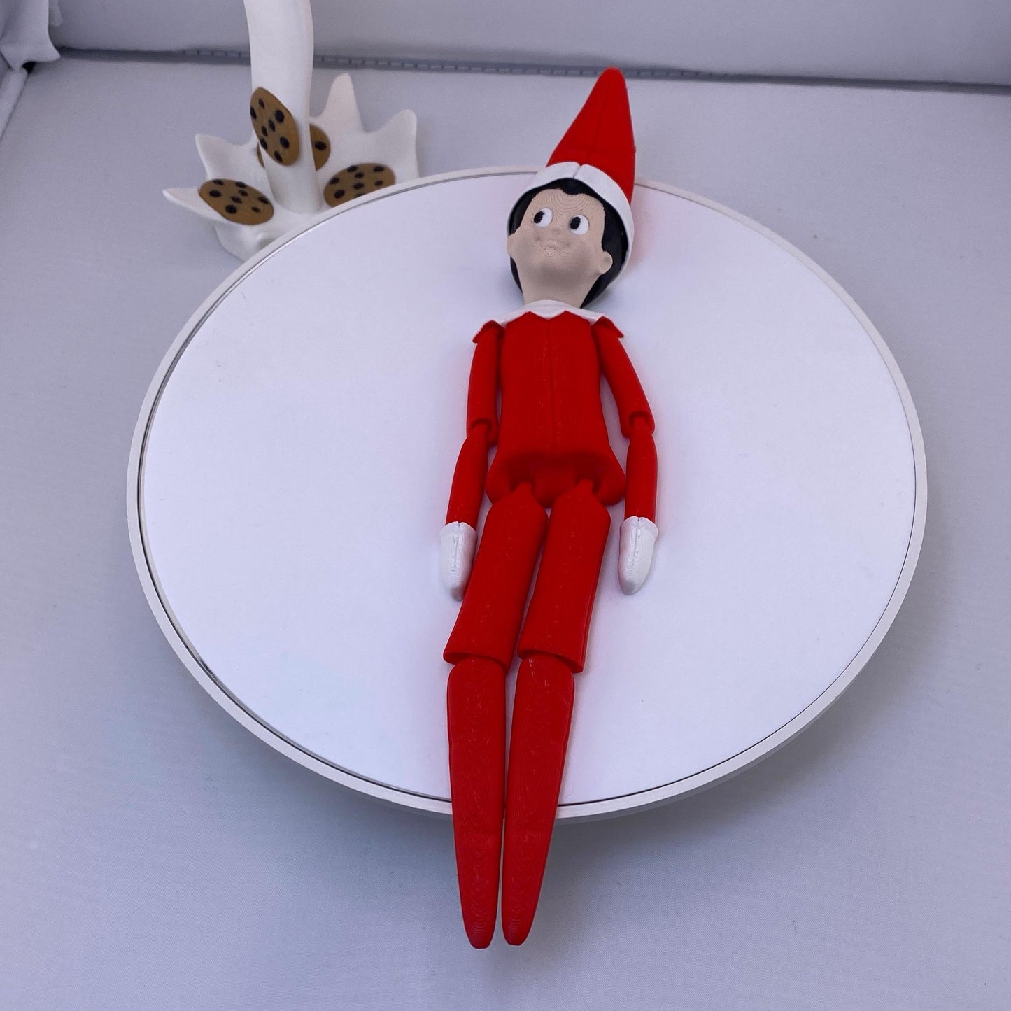 Elf On The Ledge Figurine Decoration