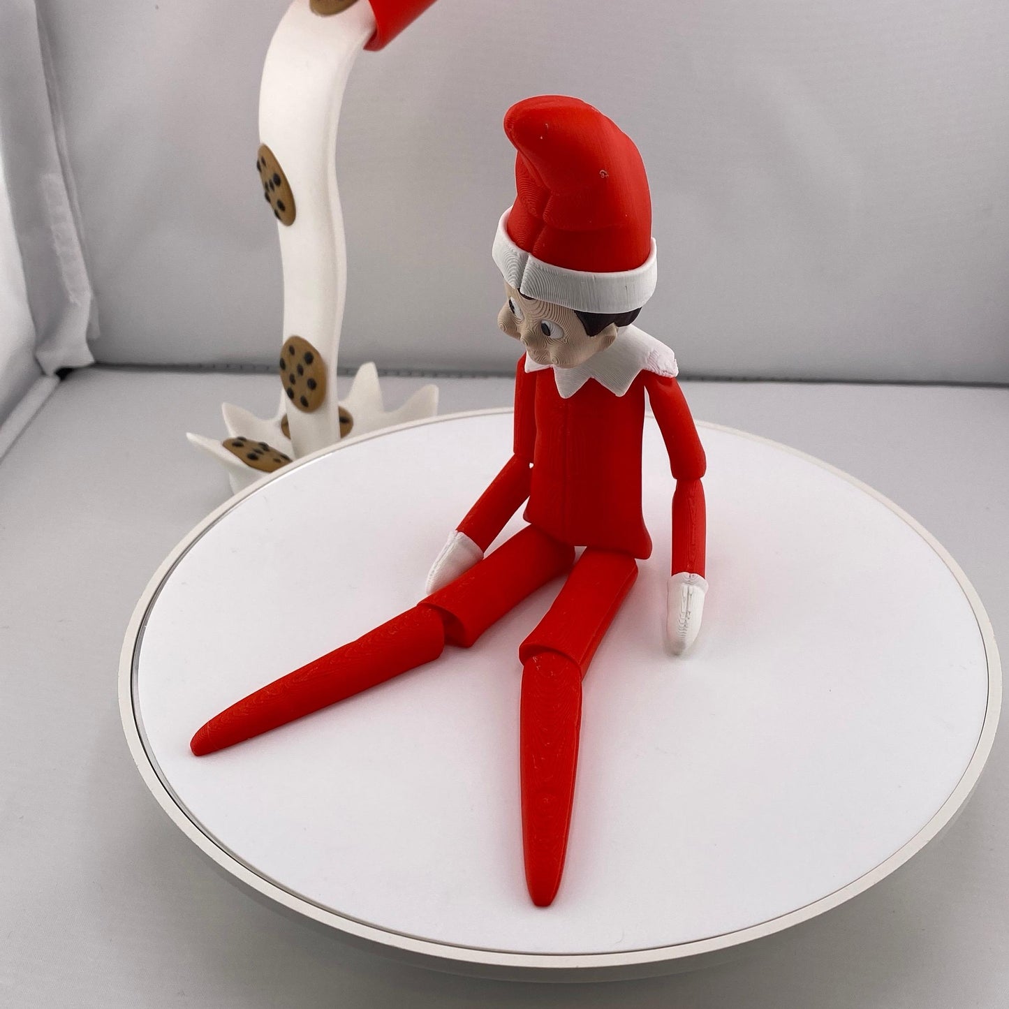 Elf On The Ledge Figurine Decoration